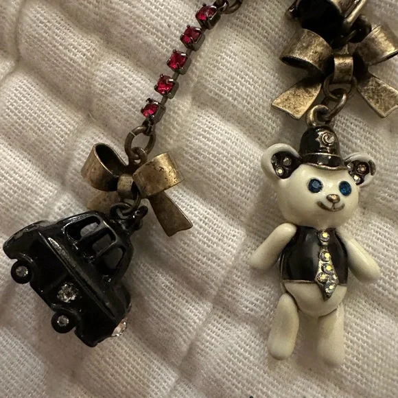 ADORABLE & RARE Betsey Johnson Police Officer Bear and Cop Car Earrings - Picture 5 of 5